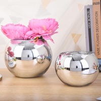 Nordique Moderne De Luxe Boule Ronde De Mariage Pièce Maîtresse Arrangement De Fleurs Or Argent Miroir Vases En Verre à vendre