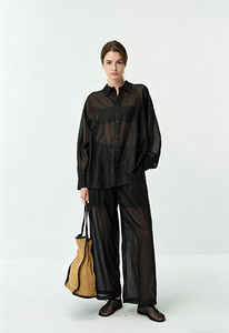 <span class=keywords><strong>Camicia</strong></span> <span class=keywords><strong>Trasparente</strong></span> Texturizzata con Bottoni per <span class=keywords><strong>Donna</strong></span>, Blusa Larga a Maniche Lunghe per l'Estate, Top Casual Leggero e <span class=keywords><strong>Trasparente</strong></span> in Poliestere - Product Image 2