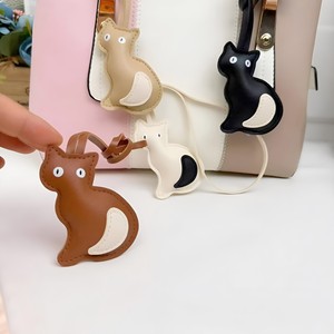 調節可能な革ロープデザイン招き猫キーホルダーデュアルトーンレザー動物キーリングバックパック車漫画ペンダント女の子かわいいギフト - Product Image 2
