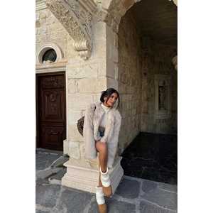 Gilets et gilets sans manches en fourrure Leroy crème pour femmes - Product Image 2