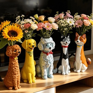 Vase à fleurs en résine en forme <span class=keywords><strong>de</strong></span> chien <span class=keywords><strong>de</strong></span> dessin animé, mignon, personnalisé, en gros, pour la décoration <span class=keywords><strong>de</strong></span> la <span class=keywords><strong>maison</strong></span>, <span class=keywords><strong>pot</strong></span> <span class=keywords><strong>de</strong></span> fleurs en forme d'animal pour fleurs séchées, ornement <span class=keywords><strong>de</strong></span> bureau - Product Image 1