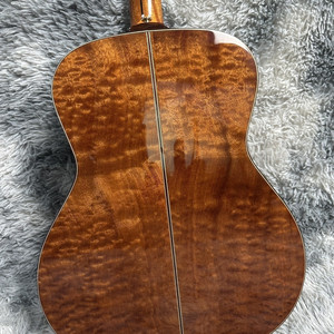 Gitar Akustik Solid OM <span class=keywords><strong>40</strong></span> <span class=keywords><strong>Inch</strong></span> Tipe Double Arm Sitka Spruce Quilted Mahogany Gitar Kayu Profesional Canggih - Product Image 4