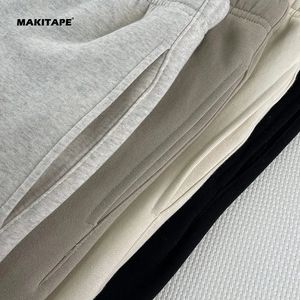 กางเกงลำลอง BYLL-K8 รุ่น ESSENTIALS สไตล์พิมพ์ลายตัวอักษรแบบฟล็อก  ผ้าฝ้ายผสมใยธรรมชาติ ระบายอากาศได้ดี ทรงหลวม ใส่ได้ทั้งผู้ชายและผู้หญิง - Product Image 2