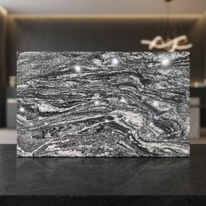 Dalle de granit Viscon blanc poli flammé, moderne et luxueuse, légère, écologique, durable et découpable sur mesure pour comptoirs de cuisine - Product Image 1