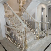 Rampe d'escalier duplex personnalisée, design serpent, aluminium, fer, métal, épaisseur du verre 12 mm, durable, sécuritaire, garantie 3 ans