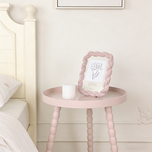 <span class=keywords><strong>Table</strong></span> d'appoint moderne de petite taille avec couleur personnalisée, <span class=keywords><strong>table</strong></span> <span class=keywords><strong>basse</strong></span> ronde à trois pieds en bois massif pour les petits espaces, décoration de salon - Product Image 2
