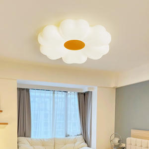 Lámpara de techo con forma de flor para dormitorio de niños, sala de estar, luz de techo de estilo moderno blanco cálido - Product Image 2