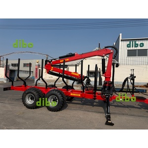 Remorque forestière hydraulique de 12 tonnes certifiée CE, entraînée par une prise de force (PTO), avec grue à flèche et commande par joystick, pour le transport de bois et de copeaux - Product Image 2