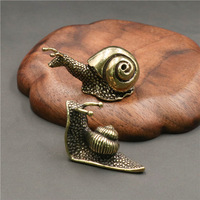Statue d'escargot en laiton, décoration rétro, mini statue en cuivre, décoration d'intérieur pour salon, bureau, extérieur, étang, jardin, pelouse, aménagement paysager