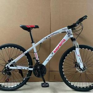 Bicicletta da Montagna Unisex Pieghevole con Telaio in Alluminio e Forcella in Titanio da 24 Pollici, 24 Velocità, per Escursioni e Attività all'Aperto - Product Image 4