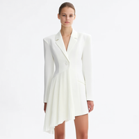 Robe Blazer Blanche Femme Personnalisée en Gros à Manches Longues, Col Cranté, Bouton Unique, Ourlet Plissé Asymétrique, Idéale pour le Bureau et les Fêtes
