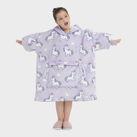 Couverture à capuche surdimensionnée en polaire Oem, couverture à capuche surdimensionnée pliable pour enfants, couverture à capuche plus épaisse et portable pour l'extérieur
