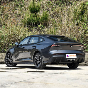 Changan UNI-<span class=keywords><strong>V</strong></span> : Berline Sportive de Luxe Avancée, Automobile Chinoise Moderne pour les Déplacements Professionnels, Conduite Premium et Marché Mondial - Product Image 5