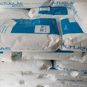 ASTAGLAS PMMA V825-100 Granulés transparents - Matière première plastique PMMA haute résistance aux chocs pour le moulage, destinée aux applications médicales et alimentaires - Product Image 2