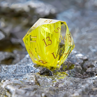 Dungeons & Dragons D20 D6 Jaune K9 Cristal Multifacettes 22mm Fait Main Polyédrique Personnalisé D10 Pierre Précieuse Verre Luxe