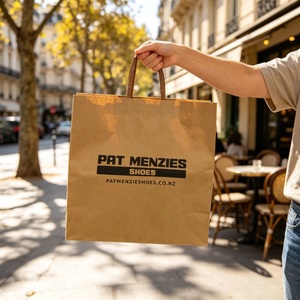Petit sac shopping en papier kraft, matière papier recyclé, logo imprimé sur mesure pour emballage de souvenirs - Product Image 4
