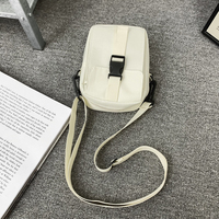 Mini sac à bandoulière carré de créateur avec logo personnalisé sac à main imperméable et décontracté pour téléphone sacs de messager sac latéral pour hommes