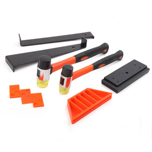 Kit d'installation professionnel pour revêtements de sol stratifiés – 40 entretoises, bloc de frappe, barre de tirage élargie, maillet – Plastique PP noir universel - Product Image 2