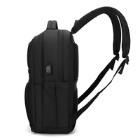 Sac à dos rembourré pour ordinateur portable avec compartiment intérieur organisé, idéal pour les trajets quotidiens (vente en gros)