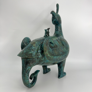 Jin Hou Bird Zun opera d'arte classica in bronzo della dinastia di Zhou fenice occidentale forma complessiva in metallo artigianato significato culturale storico - Product Image 3