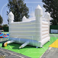 Château gonflable commercial extérieur en PVC blanc avec toboggan et piscine à balles pour mariage