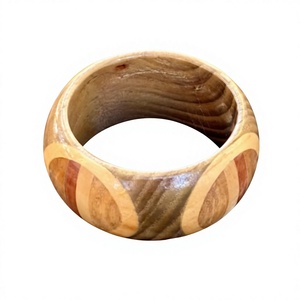 Bracelets ronds en bois, bracelets en bois naturel, bijoux faits à la main, impression personnalisée, design moderne, AZ ENTERPRISES AZE-WB766 - Product Image 3