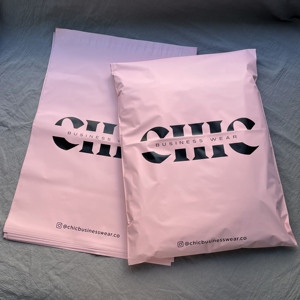 10x13 inch Custom Printed Matte Pink Plastic Shipping Mailers Custom Black Brand Logo Self Adhesive Waterproof Poly Bags For - Product Image 3