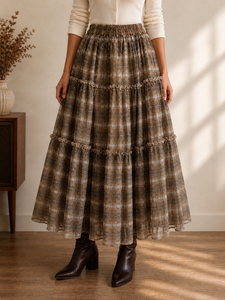 Jupe midi élégante à carreaux marron à volants avec taille élastique pour un style quotidien - Product Image 3