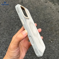 Coque magnétique pour iPhone, fabriquée par Mag Magnetic Phone Case Manufacturer, pour filles.