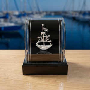 Figura de Barco de Cristal Transparente, Cubo Decorativo Grabado con Láser 3D, Recuerdo con Logotipo Personalizado para Cumpleaños o Aniversario - Product Image 2