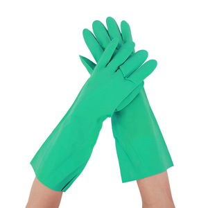 Gants en caoutchouc nitrile vert 50 cm, bouts des doigts texturés, pour le nettoyage et l'usage industriel - Product Image 4