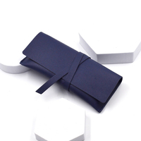 Étui à lunettes en cuir PU bleu doux double face avec fermeture à sangle