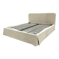 Cadre de lit moderne rembourré en tissu avec jupe de lit, tête de lit moelleuse et sommier à lattes pour chambre à coucher