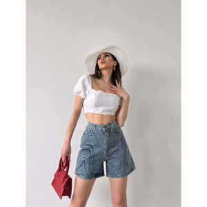 Shorts de Mezclilla para Mujer Lucky Brand, Azul Claro, Corte Recto, Estampados, Dobladillo Asimétrico, Cintura Alta, 100% Algodón, Estilo Veraniego - Product Image 1