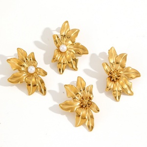 Boucles d'oreilles vintage imposantes en forme de fleur, style marguerite, pour filles, idéales comme cadeau - Product Image 1