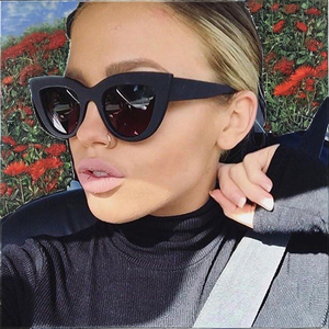 Gafas de Sol de Ojo de Gato con Logotipo Personalizado para Mujer, Lentes de Espejo Antideslumbrantes UV400, Gafas de Sol para Dama con Bisagra de Plástico, Opción de Marco de PC - Product Image 3