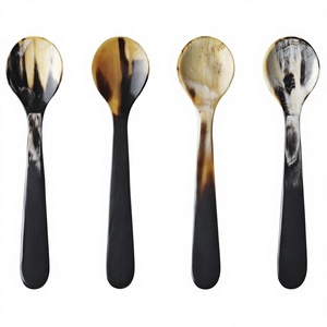 Cucharas de Cuerno de Búfalo Pulido Hechas a Mano para Hoteles, Restaurantes, Regalos Culturales - Ecológicas, Naturales y Sostenibles - Product Image 1