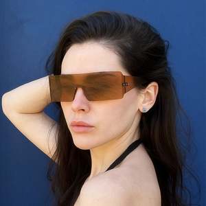 Lunettes de soleil carrées sans monture, légères, avec logo personnalisé, tendance 2025, verres monobloc, UV400, pour femmes et hommes - Product Image 2