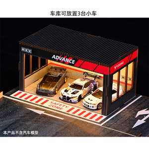 Modellino Auto in Scala 1:64, Scenografia in Miniatura Assemblata a Mano con Neve e Luci, Giocattoli in Metallo Pressofuso - Product Image 4