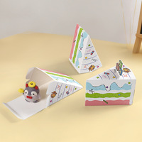 Boîte cadeau en carton triangulaire détachable en forme de gâteau créatif, thème rentrée scolaire, pour fêtes sur le campus, emballage de friandises