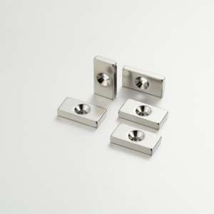 Productos Bloque buen precio imán de neodimio Código HS 85051110 máquina de imán de agujero avellanado - Product Image 4