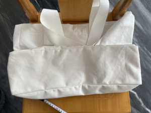 Sac à bandoulière en toile de coton extra large pour femmes, personnalisable avec logo, sac de shopping souple au design naturel - Product Image 5