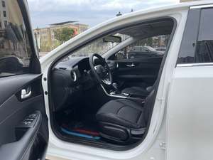 Voitures d'<span class=keywords><strong>occasion</strong></span> <span class=keywords><strong>pas</strong></span> chères à vendre en Chine à bas prix 2021 Kia K3 automatique essence hybride Acheter des voitures d'<span class=keywords><strong>occasion</strong></span> côté gauche <span class=keywords><strong>Voiture</strong></span> d'<span class=keywords><strong>occasion</strong></span> - Product Image 5