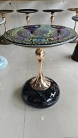 Table d'appoint en métal noir et doré