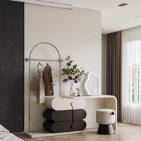Zylindrisch Nama Coiffeuse suspendue/au sol en plastique au design moderne