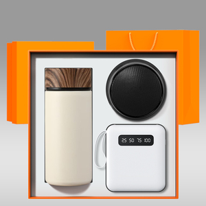 Nuova fiaschetta sottovuoto di fascia alta 3 in 1 e Power Bank & Speaker <span class=keywords><strong>regalo</strong></span> <span class=keywords><strong>regalo</strong></span> <span class=keywords><strong>per</strong></span> eventi <span class=keywords><strong>per</strong></span> i clienti - Product Image 2