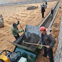 Machine à canaux d'irrigation à vente chaude, machine à béton pour travaux d'irrigation, machine à canaux de drainage en béton pour la vente