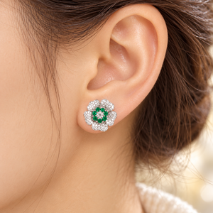 Orecchini a perno con fiore, taglio brillante, montatura a griffe, gioielli da donna per tutti i giorni - Product Image 2