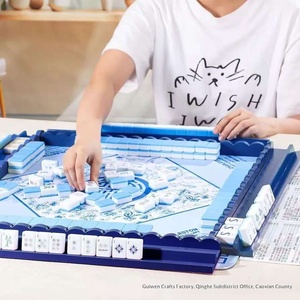 Règle et pousseur de mahjong en bois massif de luxe moderne 44,5 cm, base de jeu de société de bureau ondulée, support pour dominos et poker - Product Image 3