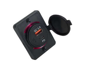 Chargeur USB PD3.0 Type-C QC3.0 20W avec Voltmètre LED, Port Type-A, Interrupteur Marche/Arrêt, Matériel Ignifuge pour Utilisation en Voiture - Product Image 1